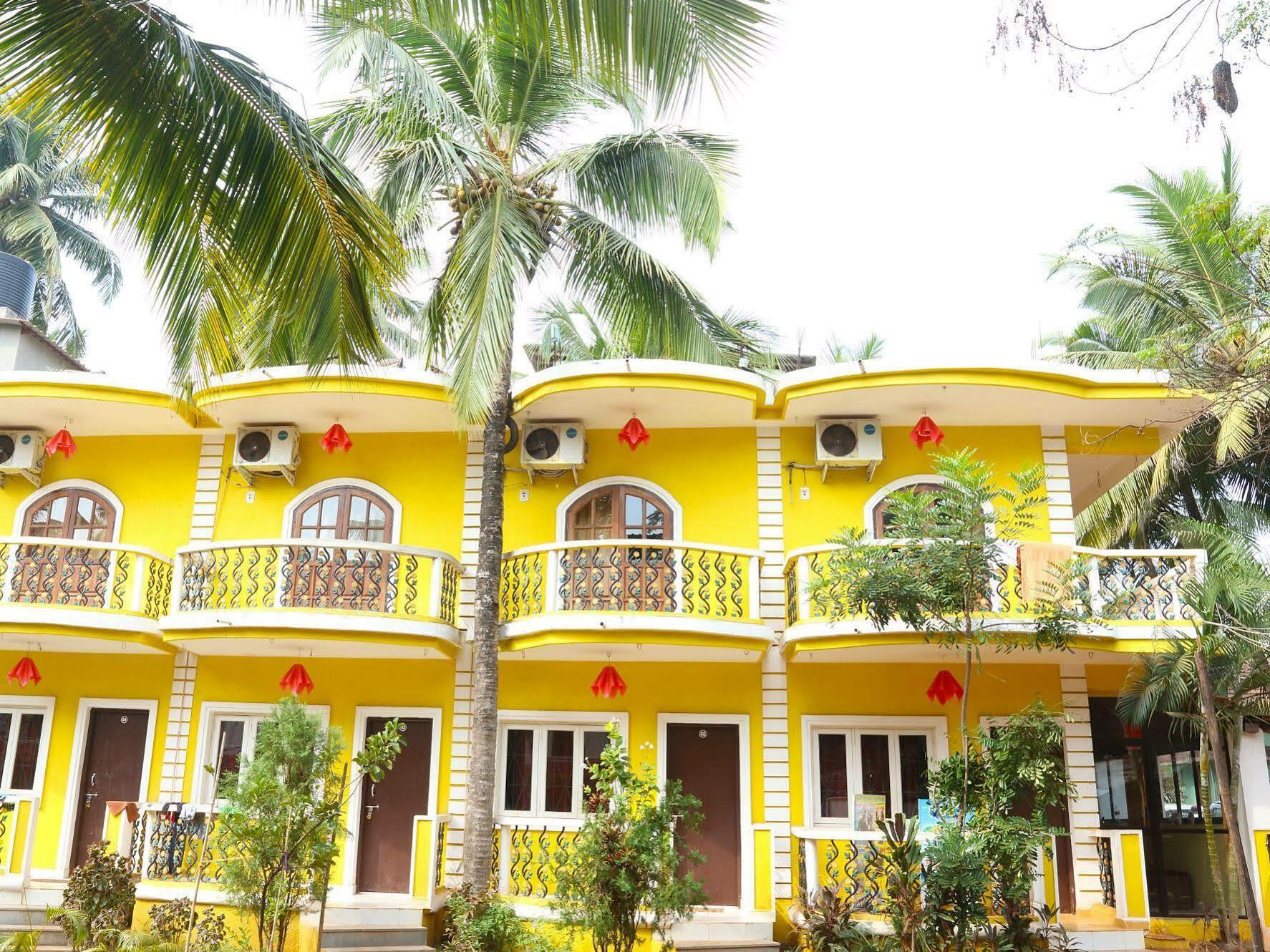 Dreams Palm Beach Resort Calangute Buitenkant foto